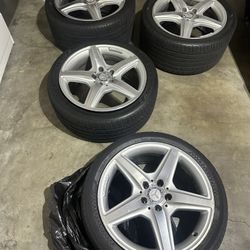 Cls550 OEM amg Wheels 