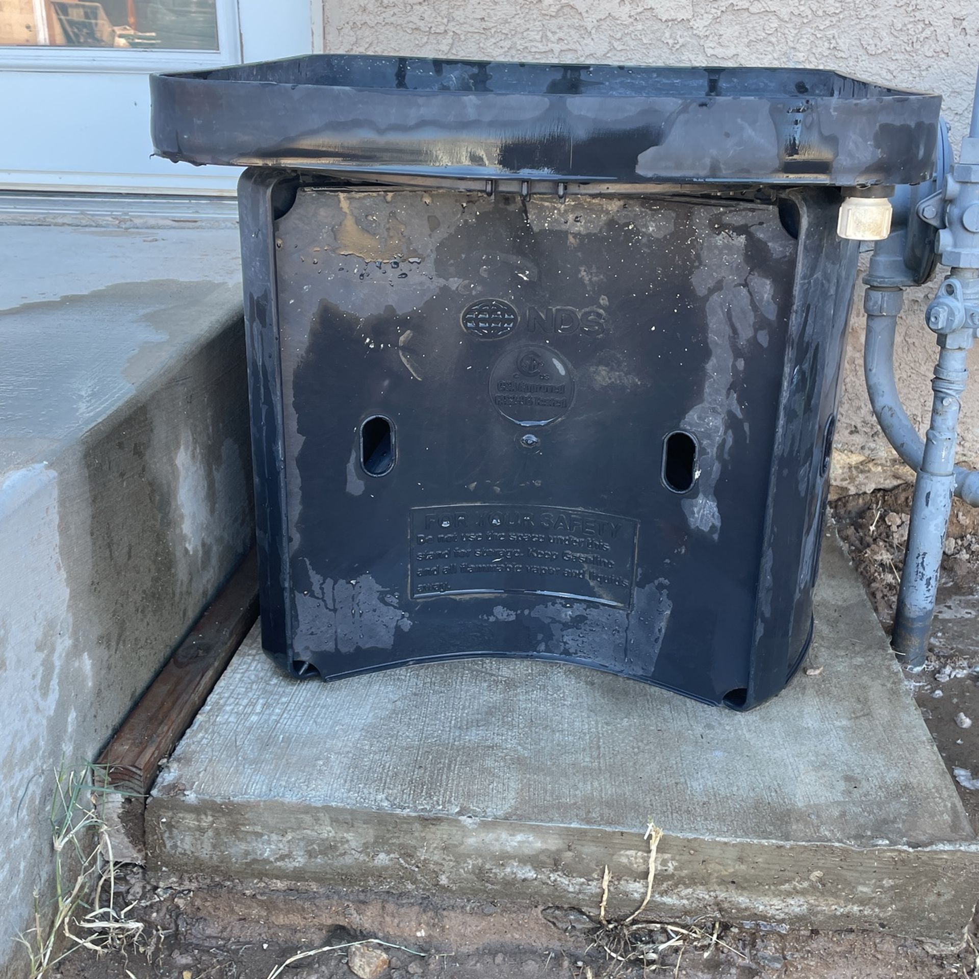 Water heater Pedestal