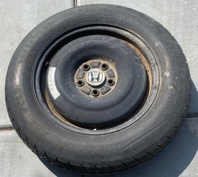 Llanta  para un Honda Pilot 2004 .