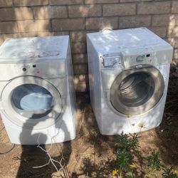 Whirlpool Washer & Dryer 