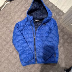 Good Condition- Toddler Size 5 North Face Thermoball Blue Jacket
