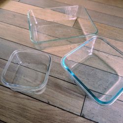 microwave safe glass Pyrex dishes and bowls