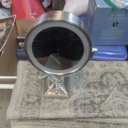 Vanity Light Up Make Up Mirror