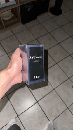 Dior sauvage men’s cologne