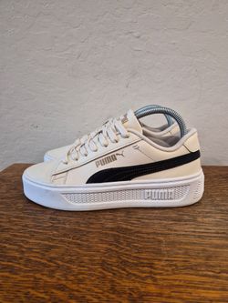 PUMA Smash Platform V3 Fashion Sneakers 
Women's Size US 7