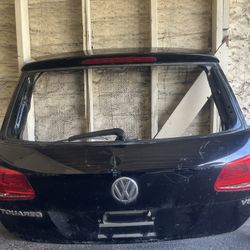 Volkswagen Touareg 11-17 Tailgate Lid 