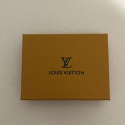 Black Louis Vuitton card holder