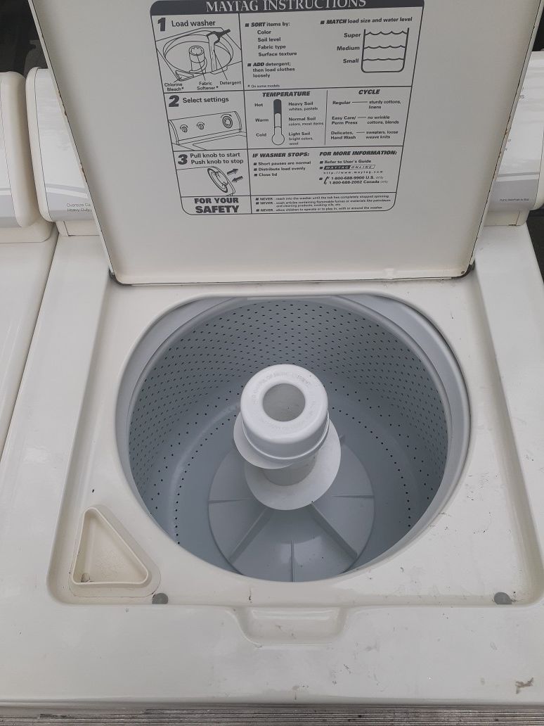 Maytag washer dryer set(GAS DRYER) (BISQUE) for Sale in West Palm Beach