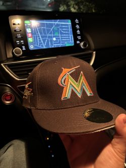 Miami Marlins Fitted Hat Size 7 5/8