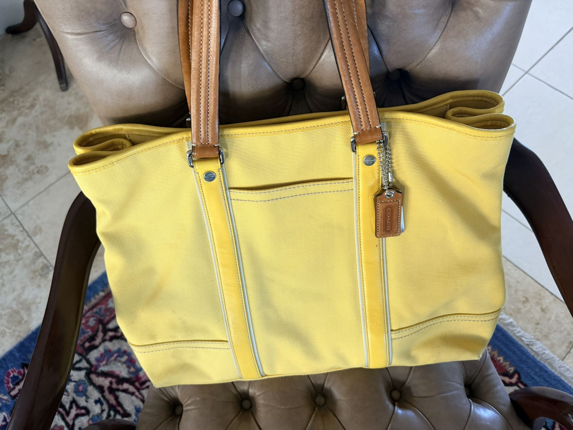 Coach Tote Handbag $40 Firm Canvas Purse Shoulder Bag