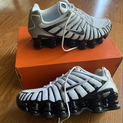 Nike Shox