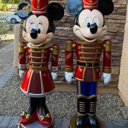 FT (152 ) LED HOLIVAY MICKEY MOUSE NUTCRACKER