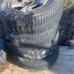 215/60 R 16 Michelin X- Ice 