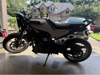 Husqvarna 401 vitpilen