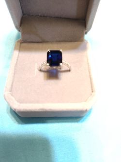 Blue Sapphire Sterling Silver Ring 