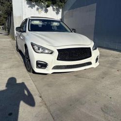 2017 Q50 Sport