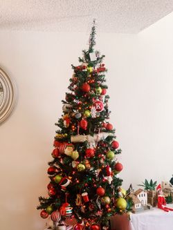 christmas tree with red and green Ornaments