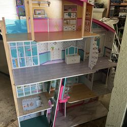 Wooden Doll House 