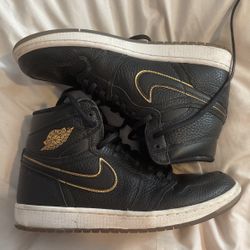 Air Nike Black & Gold 