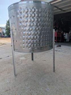 Raised fire pit
