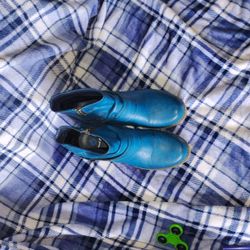 8 1/2  French Blu Booties