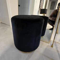 Z-Gallery Black Velvet & Gold Stool
