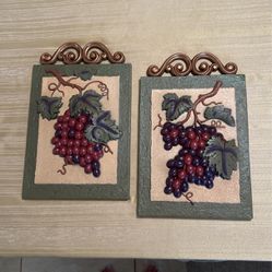 Home Interiors Vintage Wall Plaque Set “Grapevines “
