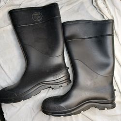 RUBBER BOOTS Men's Size 9. New
