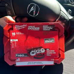 Milwaukee Hole Dozer 