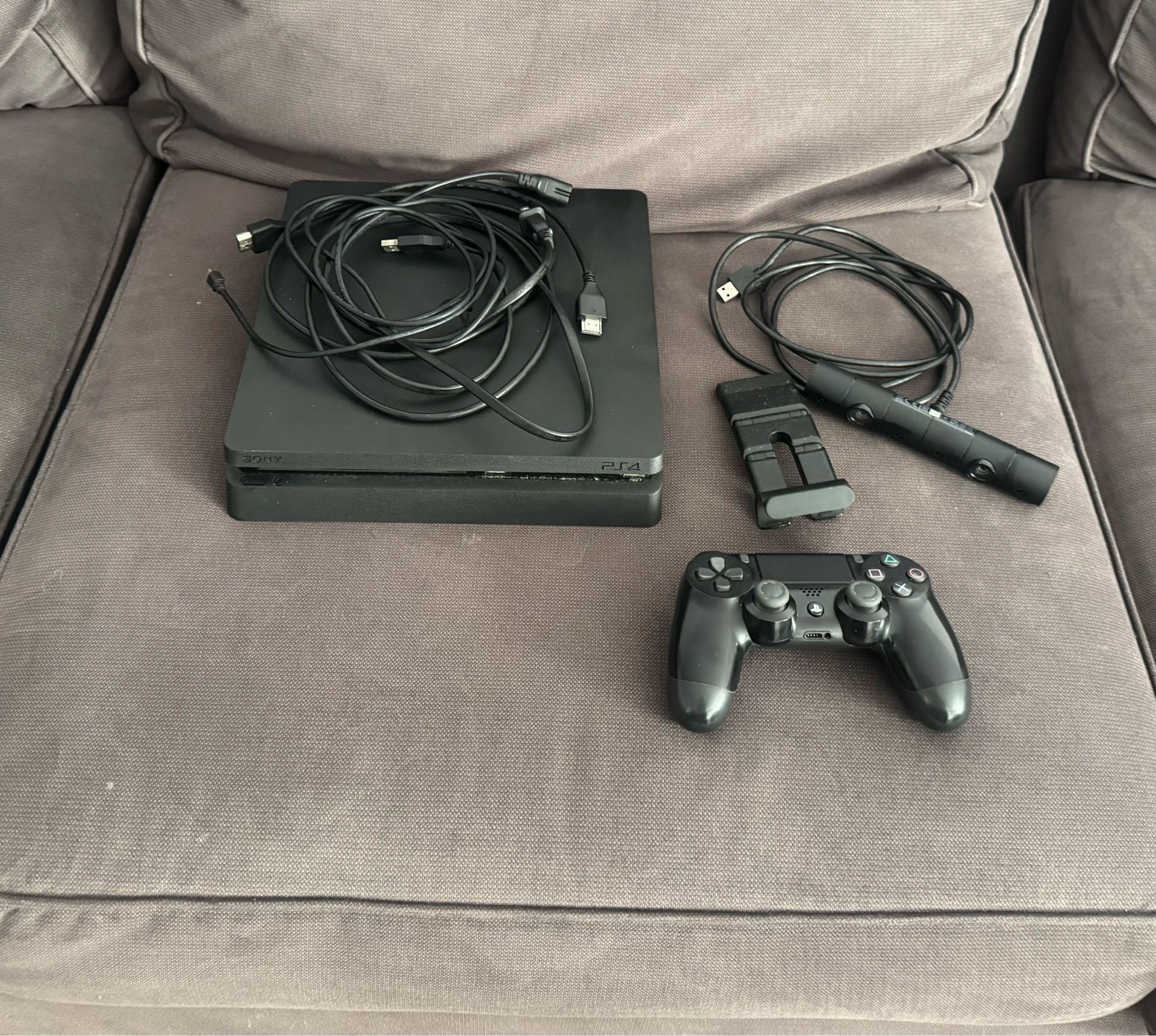 Play Station 4