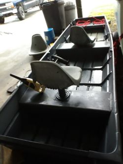 12" lundau jonboat with trolling motor