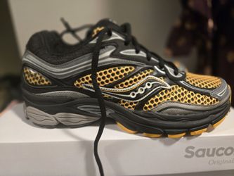 Saucony Pro Grid Pyramid Gold And Black M8 W9.5