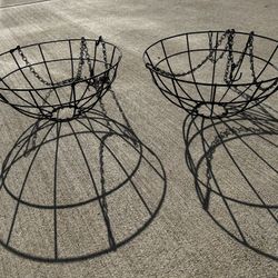 Metal Hanging Baskets 2