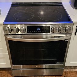 LG 5 Burner Air-Fry Stove