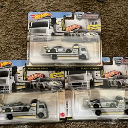 Hot Wheels Porsche 934.5 Team Transport 