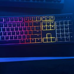 Razer Ornata Choroma (membrane clicky Gaming keyboard)