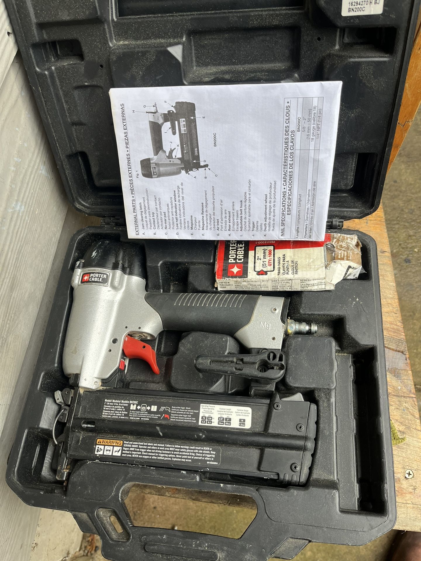 Nail gun