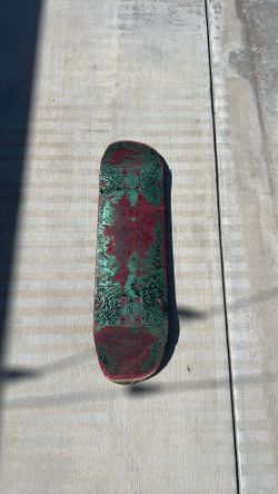 Used skateboard deck