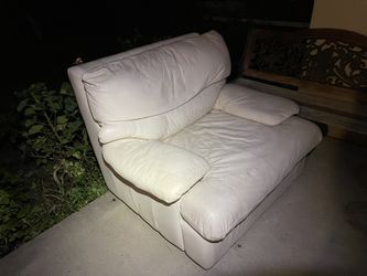Free Chair