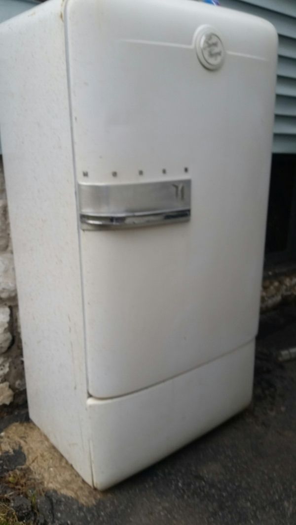 Antique refrigerator for Sale in Buffalo, NY OfferUp