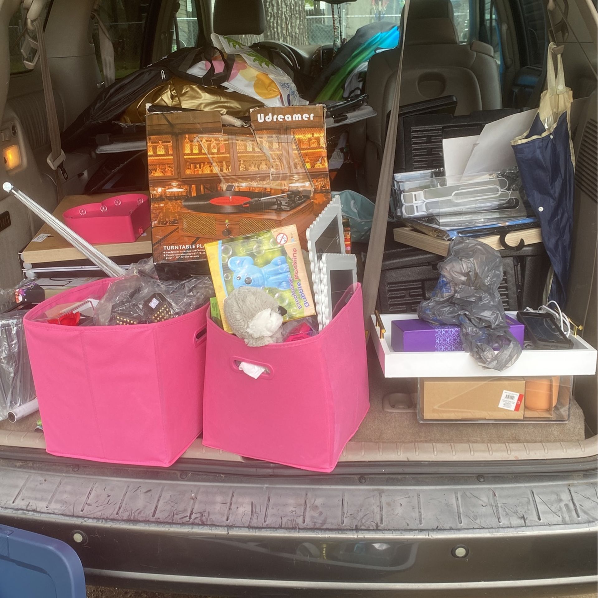 Closing Store - Lots Of Merchandise For Sale