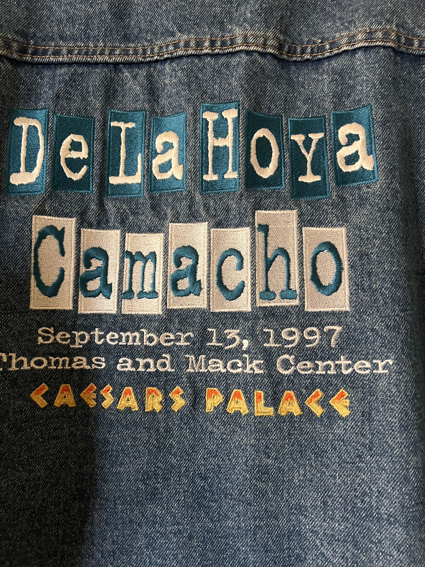 De La Hoya vs Camacho September 1997 denim jacket size XL