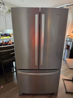 Whirlpool Refrigerator WRF535SWHZ02