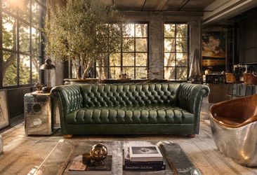 Leather Chesterfield Emerald Green Sofa Couch (Like Brand New)