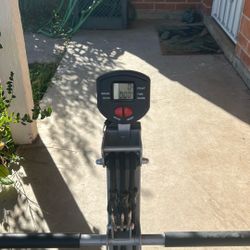 Rowing Machine 