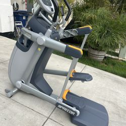 Precor AMT Hardly Used !  Heavy Duty 