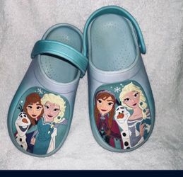 Crocs Frozen Anna Elsa Olaf Children’s Size 11-12