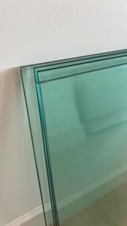 Tempered glass shelves