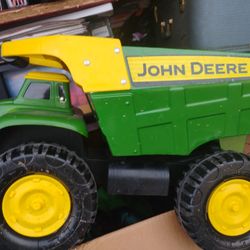 John Deere 21inch Big Scoop Metal Truck 