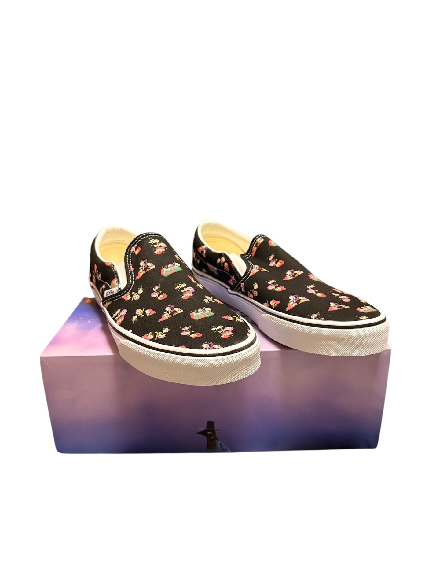 KPop Demon Hunters x Vans Classic Slip-On Shoe Shoe - Size 10.5